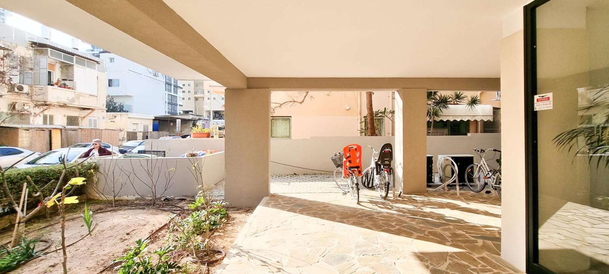 Bnb Israel Apartments - Harav Kook Lilas Тель-Авів Екстер'єр фото